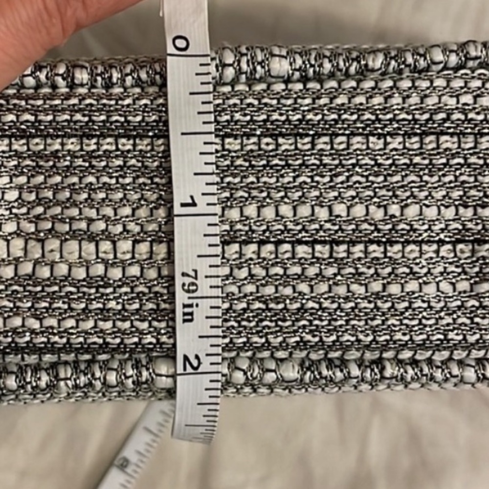 Authentic Chanel Tweed crossbody bag - Picture 11 of 13